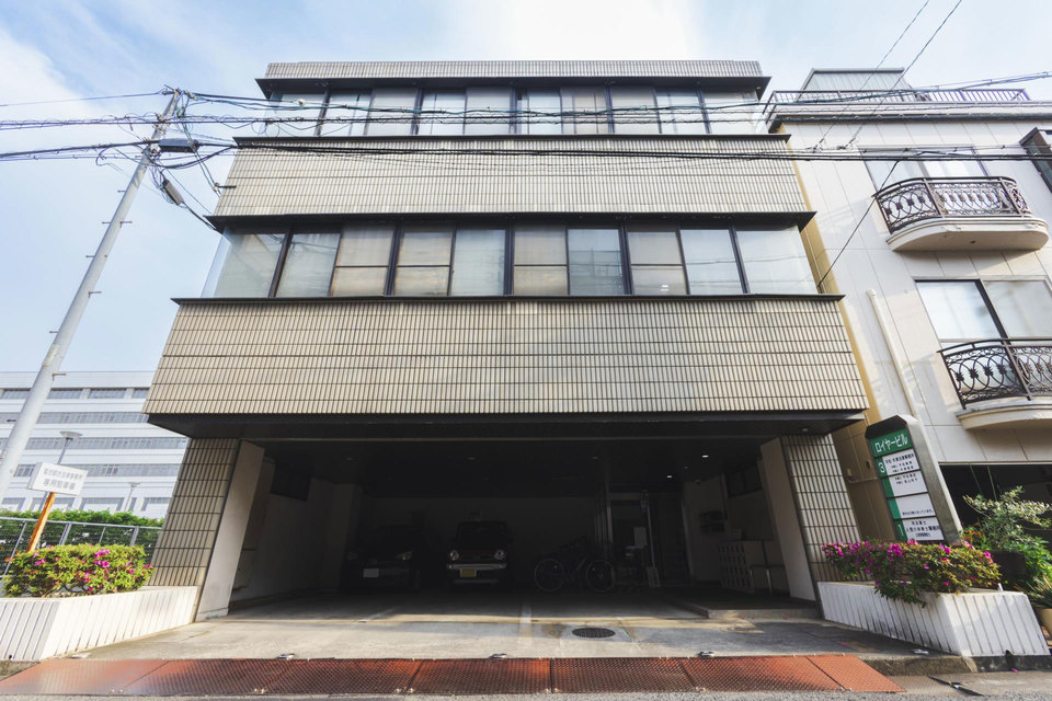 1階に駐車場をご用意しております。